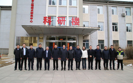 標(biāo)題：內(nèi)蒙古科學(xué)技術(shù)研究院黨組書記常青一行到呼和浩特分院考察調(diào)研
瀏覽次數(shù)：3695
發(fā)表時(shí)間：2024-03-06