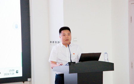 標題：呼和浩特分院黨委委員、財務(wù)總監(jiān)賈永雙講授黨課
瀏覽次數(shù)：1483
發(fā)表時間：2024-07-26